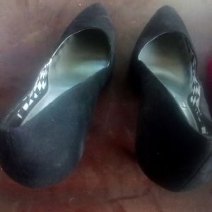 Christian Siriano 3" Black Suede Heels